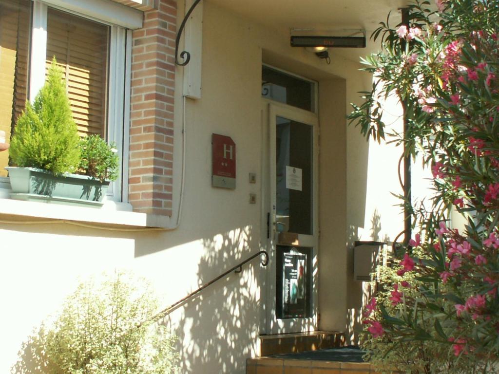 Hôtel Alizé Toulouse Exterior foto